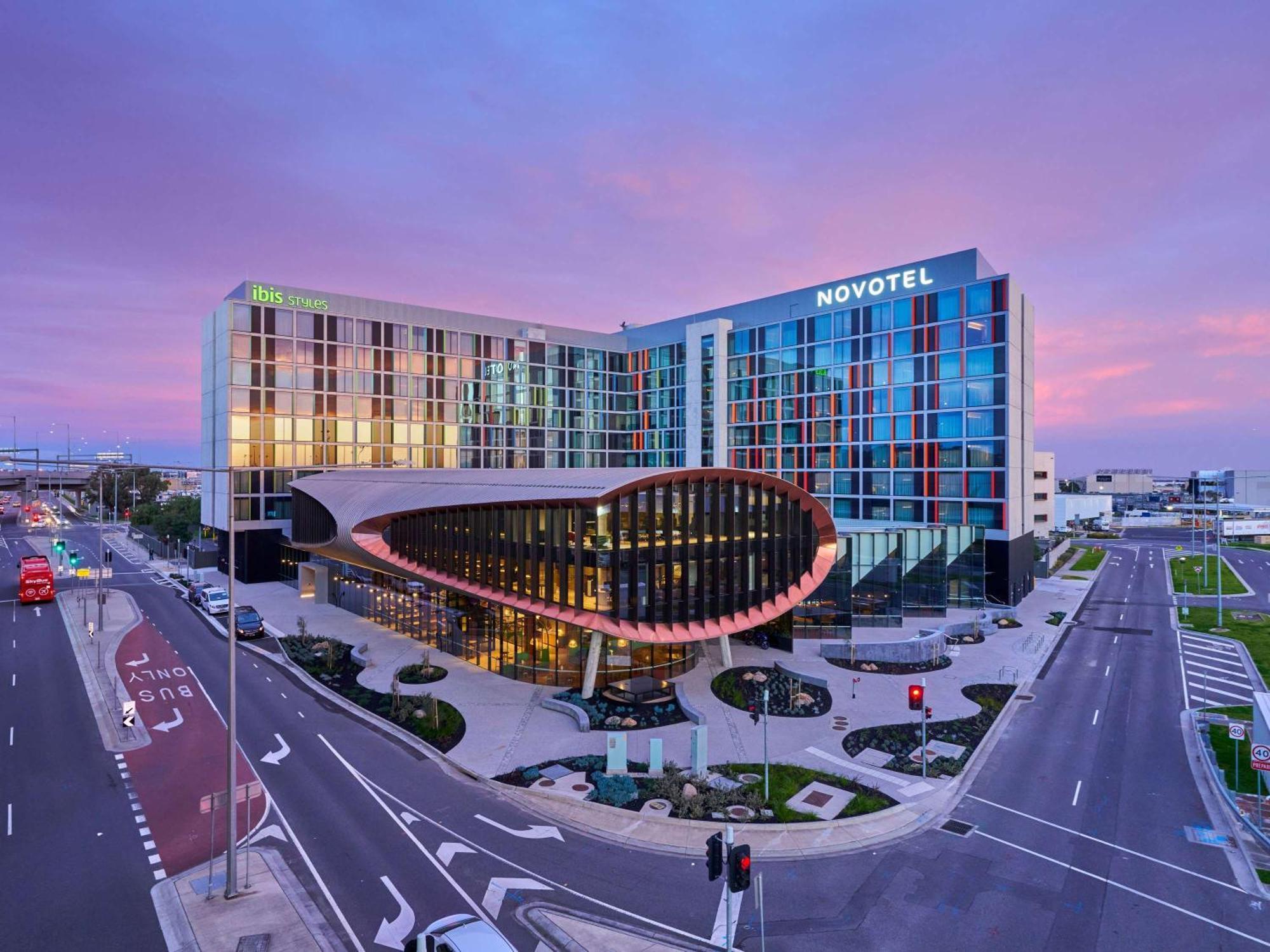 Готель Ibis Styles Melbourne Airport Екстер'єр фото