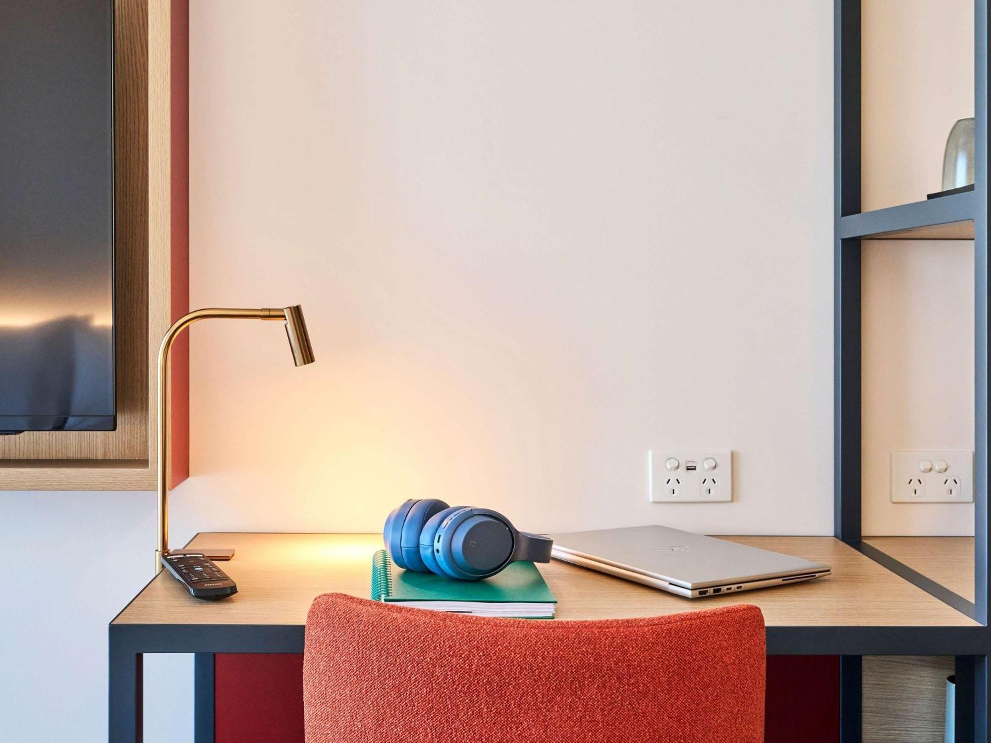 Готель Ibis Styles Melbourne Airport Екстер'єр фото